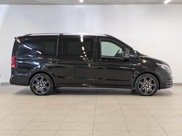 Mercedes-Benz Vito III (W447) Рестайлинг с пробегом 2021 года, цена 6 850 000 рублей, 63064 км, минивэн, Автокод Объявления
