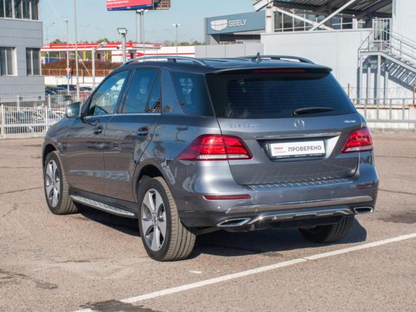 Mercedes-Benz GLE I (W166) с пробегом 2018 года, цена 3 338 000 рублей, 235344 км, внедорожник, Автокод Объявления