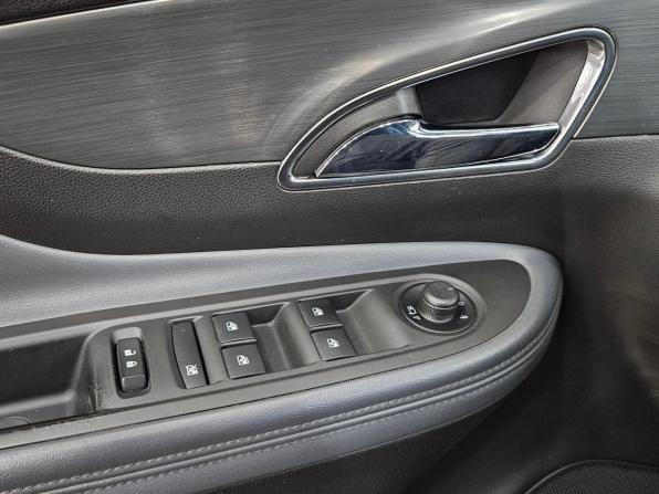 Opel Mokka I с пробегом 2014 года, цена 1 295 000 рублей, 132542 км, внедорожник, Автокод Объявления