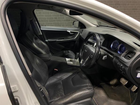 Volvo V60 I с пробегом 2012 года, цена 1 210 000 рублей, 138823 км, универсал, Автокод Объявления