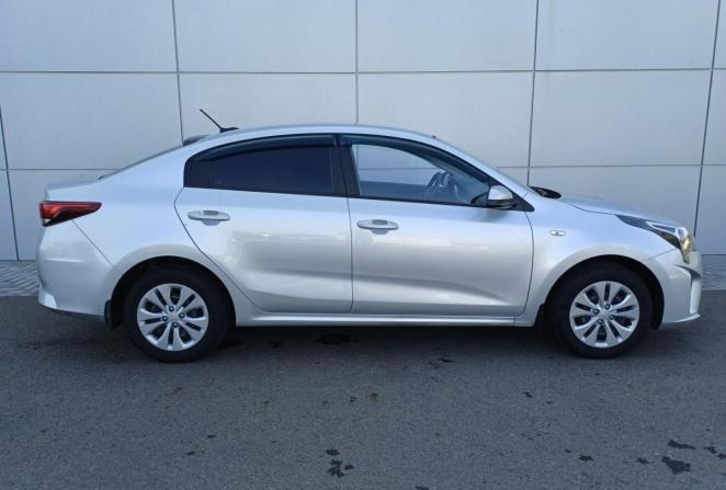 Kia Rio IV Рестайлинг с пробегом 2021 года, цена 1 730 000 рублей, 101378 км, седан, Автокод Объявления
