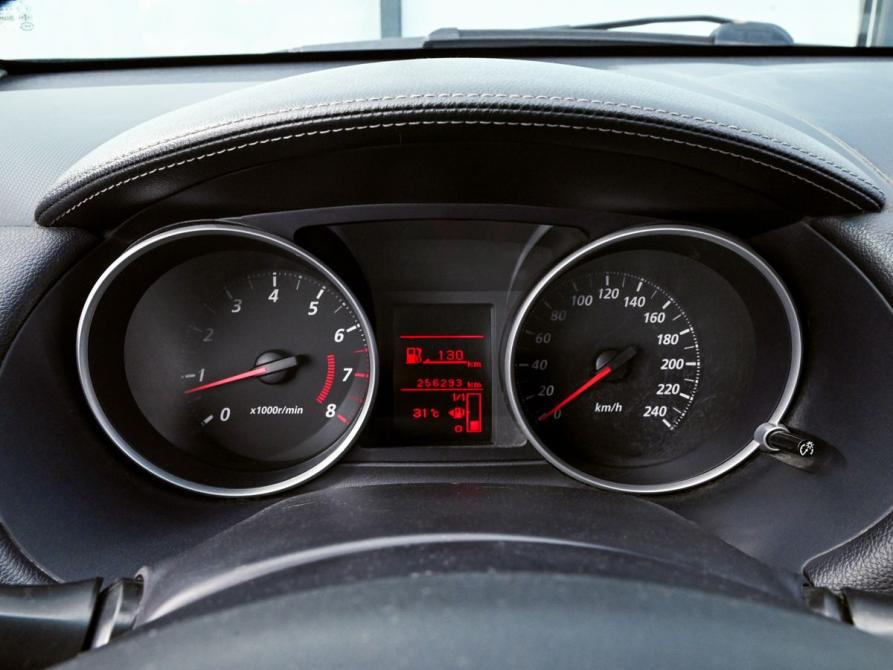 Mitsubishi Outlander II Рестайлинг Екатеринбург  - изображение 9