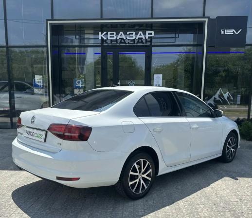 Volkswagen Jetta VI Рестайлинг с пробегом 2017 года, цена 1 099 000 рублей, 192470 км, седан, Автокод Объявления