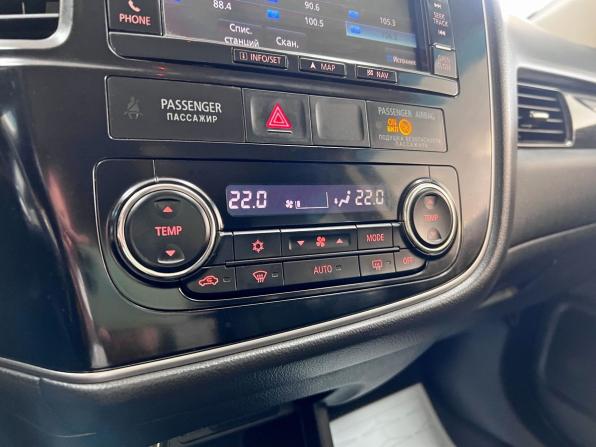 Mitsubishi Outlander III Рестайлинг 2 с пробегом 2016 года, цена 1 850 000 рублей, 108667 км, внедорожник, Автокод Объявления