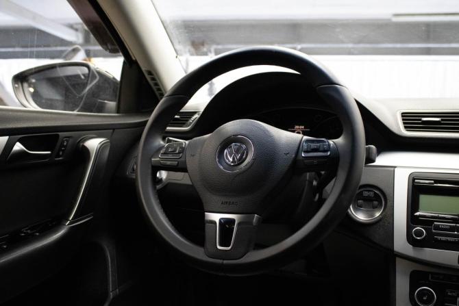 Volkswagen Passat B7 с пробегом 2011 года, цена 849 000 рублей, 238460 км, седан, Автокод Объявления