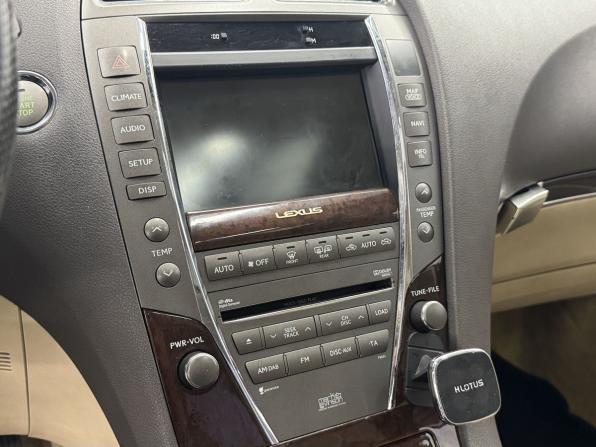 Lexus ES V Рестайлинг с пробегом 2010 года, цена 1 160 000 рублей, 353093 км, седан, Автокод Объявления