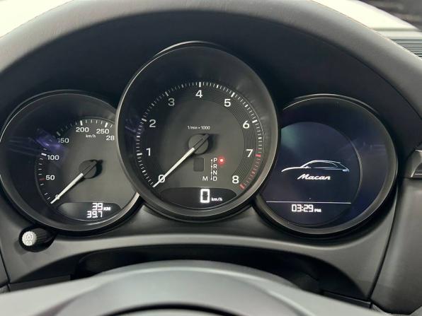 Новый Porsche Macan I Рестайлинг 2 2025 года, цена 9 949 000 рублей, внедорожник, Автокод Объявления