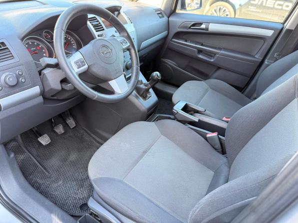 Opel Zafira B Рестайлинг с пробегом 2012 года, цена 630 000 рублей, 315000 км, минивэн, Автокод Объявления