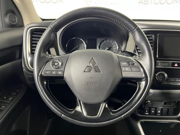 Mitsubishi Outlander III Рестайлинг 2 с пробегом 2018 года, цена 1 719 000 рублей, 204641 км, внедорожник, Автокод Объявления