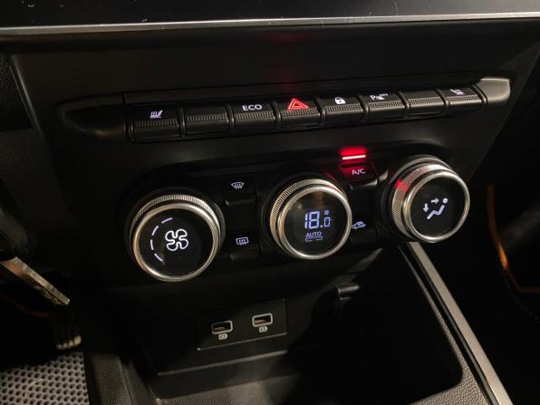 Renault Duster II с пробегом 2021 года, цена 2 000 000 рублей, 45056 км, внедорожник, Автокод Объявления