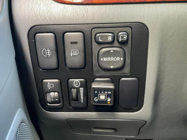 Toyota Land Cruiser Prado 120 Series Рестайлинг с пробегом 2008 года, цена 1 550 000 рублей, 371500 км, внедорожник, Автокод Объявления