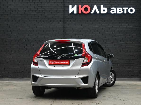 Honda Fit III с пробегом 2014 года, цена 1 100 000 рублей, 84084 км, хэтчбек, Автокод Объявления