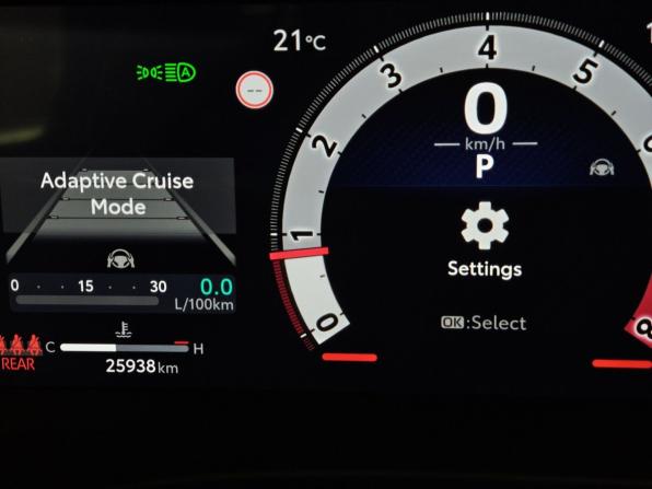 Toyota Camry IX (XV80) China Market с пробегом 2024 года, цена 3 559 000 рублей, 25936 км, седан, Автокод Объявления