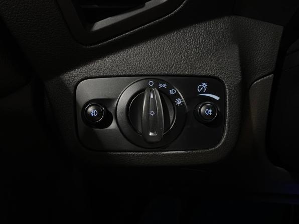 Ford Kuga II Рестайлинг с пробегом 2017 года, цена 1 320 000 рублей, 220663 км, внедорожник, Автокод Объявления