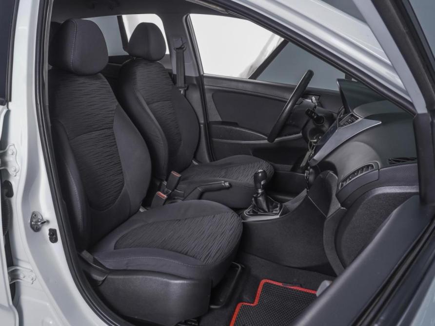 Hyundai Solaris I Рестайлинг Ростов-на-Дону  - изображение 8