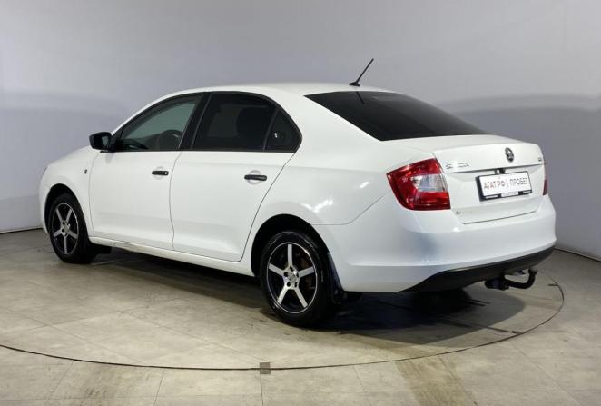 Skoda Rapid I с пробегом 2015 года, цена 790 000 рублей, 218696 км, лифтбек, Автокод Объявления