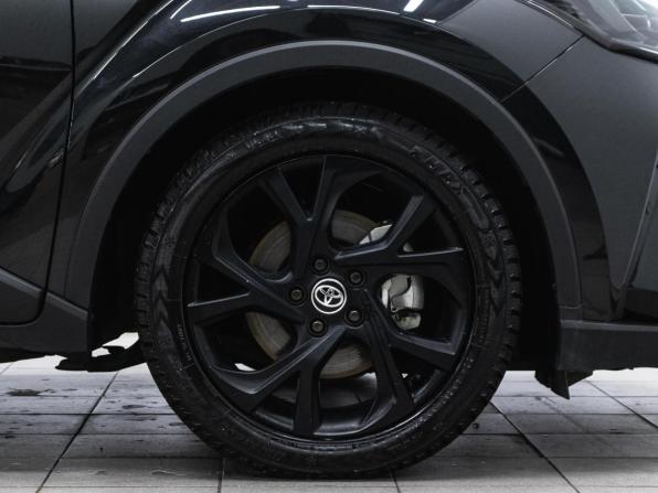 Toyota C-HR I Рестайлинг с пробегом 2021 года, цена 2 250 000 рублей, 43241 км, внедорожник, Автокод Объявления