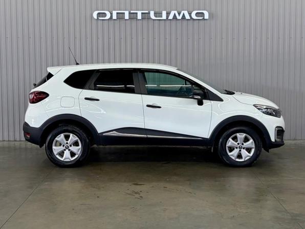 Renault Kaptur I с пробегом 2017 года, цена 1 297 000 рублей, 134323 км, внедорожник, Автокод Объявления