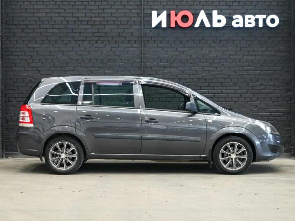 Opel Zafira B Рестайлинг с пробегом 2010 года, цена 700 000 рублей, 201223 км, минивэн, Автокод Объявления