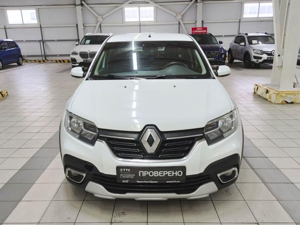 Renault Logan II Рестайлинг с пробегом 2018 года, цена 915 000 рублей, 144130 км, седан, Автокод Объявления