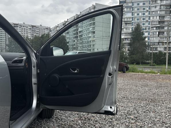 Renault Megane III Рестайлинг с пробегом 2014 года, цена 750 000 рублей, 130000 км, хэтчбек, Автокод Объявления