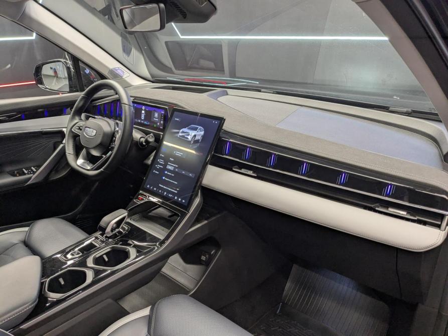 Geely Atlas II Москва  - изображение 13