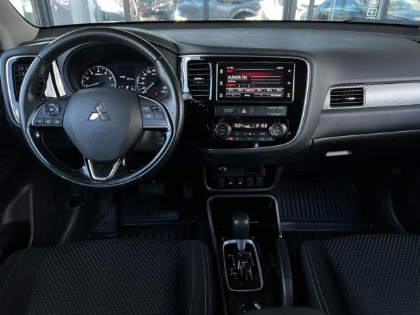 Mitsubishi Outlander III Рестайлинг 3 с пробегом 2018 года, цена 2 436 777 рублей, 60495 км, внедорожник, Автокод Объявления