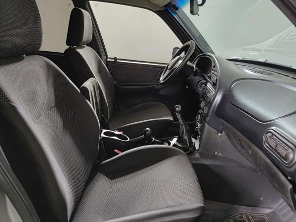 Chevrolet Niva I Рестайлинг с пробегом 2015 года, цена 572 000 рублей, 143626 км, внедорожник, Автокод Объявления