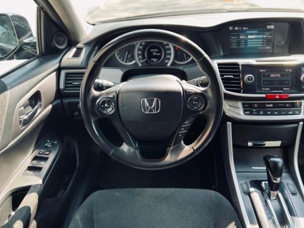 Honda Accord IX с пробегом 2013 года, цена 1 390 000 рублей, 204020 км, седан, Автокод Объявления