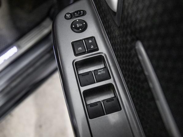 Honda Stepwgn V Рестайлинг с пробегом 2020 года, цена 2 600 000 рублей, 26544 км, минивэн, Автокод Объявления