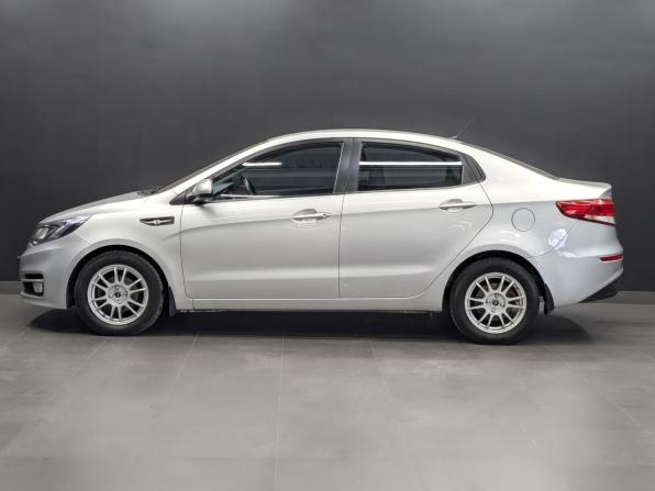 Kia Rio III Рестайлинг с пробегом 2015 года, цена 955 000 рублей, 105216 км, седан, Автокод Объявления