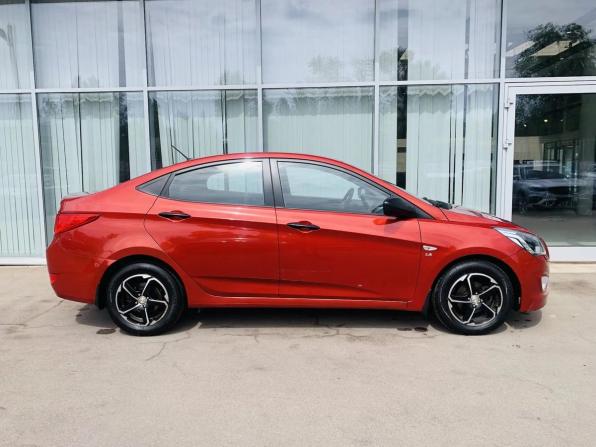 Hyundai Solaris I Рестайлинг с пробегом 2014 года, цена 920 000 рублей, 215000 км, седан, Автокод Объявления