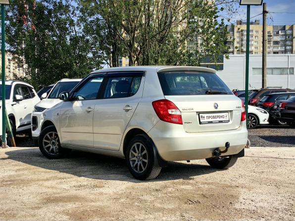 Skoda Fabia II Рестайлинг с пробегом 2013 года, цена 469 000 рублей, 159800 км, универсал, Автокод Объявления
