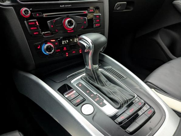 Audi Q5 I (8R) Рестайлинг с пробегом 2013 года, цена 1 995 000 рублей, 143827 км, внедорожник, Автокод Объявления
