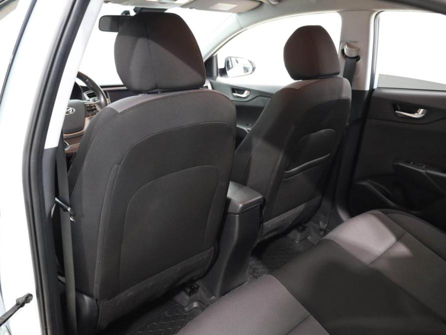 Hyundai Solaris II Ростов-на-Дону  - изображение 10