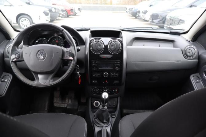 Renault Duster I Рестайлинг с пробегом 2017 года, цена 1 349 000 рублей, 75000 км, внедорожник, Автокод Объявления