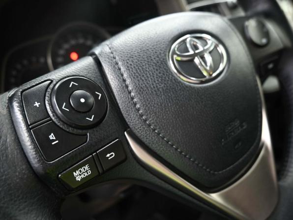 Toyota RAV4 IV (XA40) с пробегом 2013 года, цена 2 229 900 рублей, 68358 км, внедорожник, Автокод Объявления