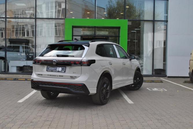 Volkswagen Tiguan III (China Market) с пробегом 2026 года, цена 4 990 000 рублей, 10 км, внедорожник, Автокод Объявления