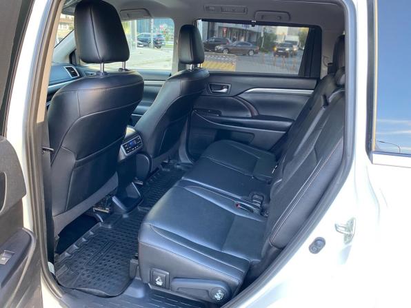 Toyota Highlander III (XU50) Рестайлинг с пробегом 2019 года, цена 3 550 000 рублей, 224131 км, внедорожник, Автокод Объявления