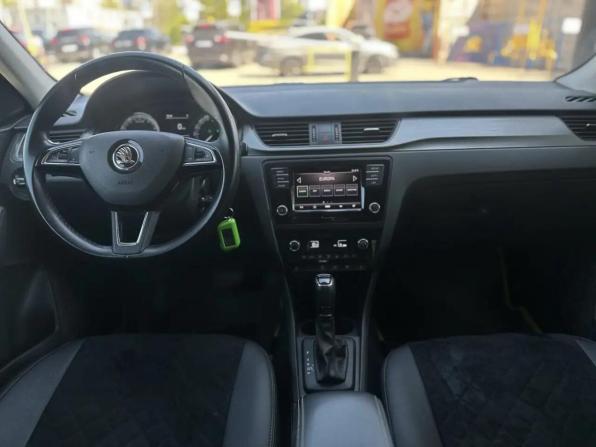Skoda Rapid I Рестайлинг с пробегом 2018 года, цена 1 325 000 рублей, 144000 км, лифтбек, Автокод Объявления