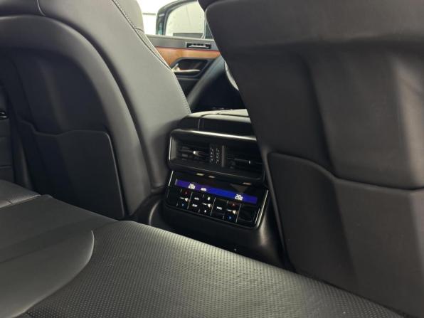 Lexus LX IV с пробегом 2024 года, цена 12 990 000 рублей, 66759 км, внедорожник, Автокод Объявления