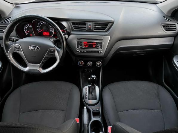 Kia Rio III Рестайлинг с пробегом 2016 года, цена 926 000 рублей, 217756 км, седан, Автокод Объявления