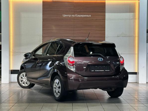 Toyota Aqua I Рестайлинг с пробегом 2014 года, цена 1 049 000 рублей, 145872 км, хэтчбек, Автокод Объявления