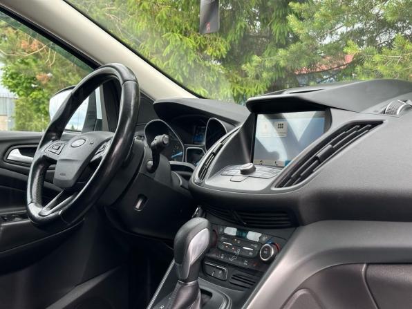 Ford Kuga II Рестайлинг с пробегом 2017 года, цена 1 599 000 рублей, 116271 км, внедорожник, Автокод Объявления