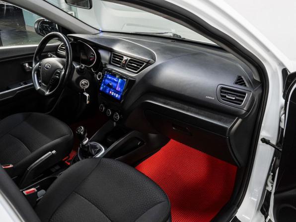Kia Rio III Рестайлинг с пробегом 2017 года, цена 859 000 рублей, 173344 км, седан, Автокод Объявления