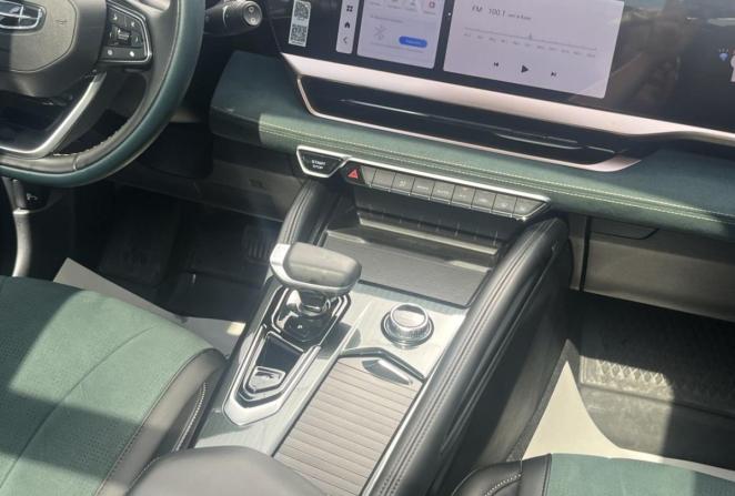 Geely Monjaro I с пробегом 2023 года, цена 3 070 000 рублей, 41741 км, внедорожник, Автокод Объявления
