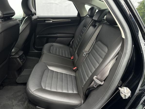 Ford Fusion (North America) II Рестайлинг с пробегом 2016 года, цена 1 245 000 рублей, 327543 км, седан, Автокод Объявления