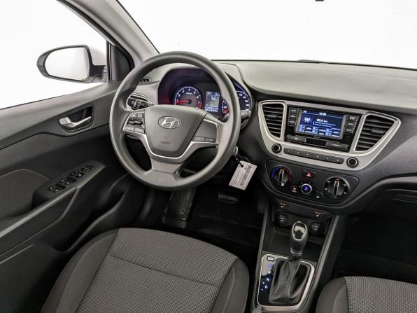 Hyundai Solaris II Рестайлинг с пробегом 2022 года, цена 1 565 000 рублей, 104513 км, седан, Автокод Объявления