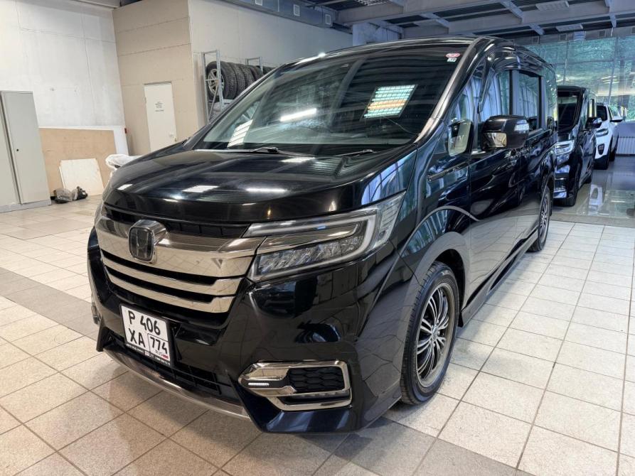 Honda Stepwgn V Рестайлинг Челябинск  - изображение 1
