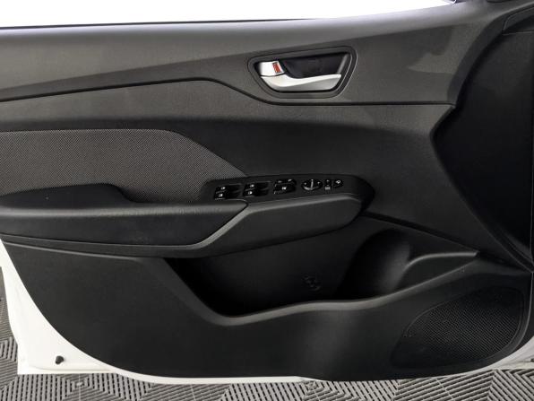 Hyundai Solaris II Рестайлинг с пробегом 2022 года, цена 1 799 000 рублей, 84425 км, седан, Автокод Объявления